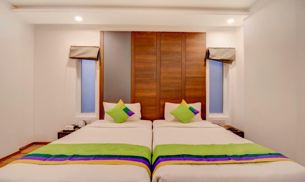 Jagadish Brigade Hotel Бангалор Экстерьер фото